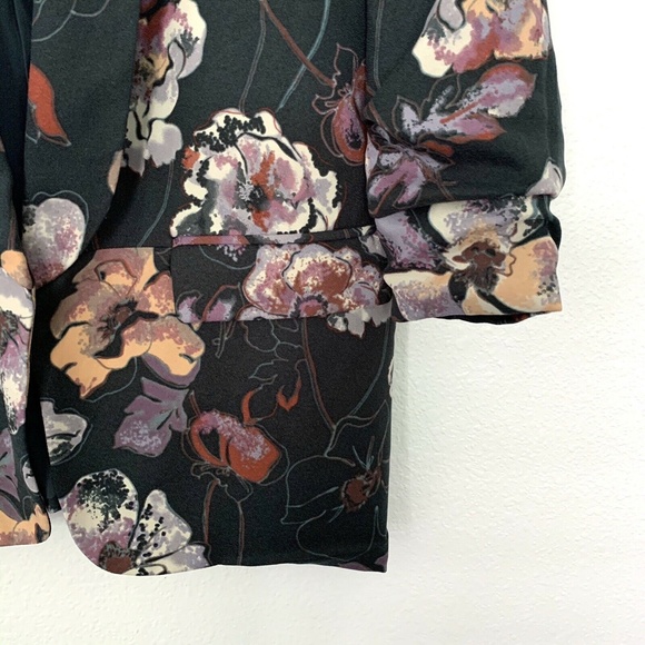 Harlowe & Graham Floral Open Front Easy Blazer - Picture 6 of 10